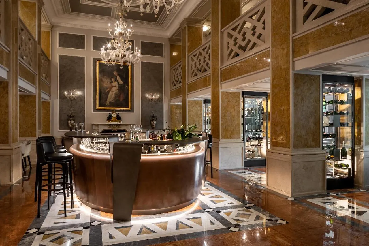 Baglioni Hotel Luna - The Leading Hotels Of The World Venetië 5*,  Italië
